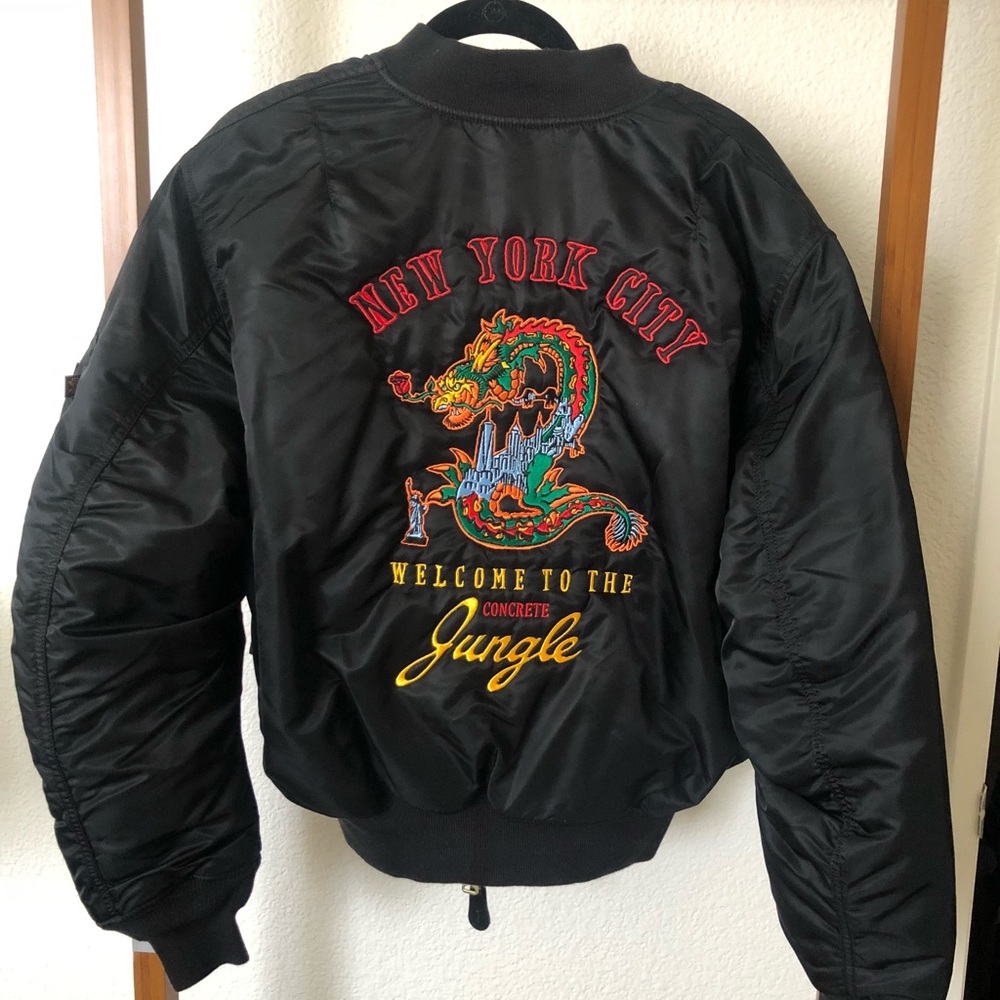 Alpha Industries Men’s Bomber Jacket Size Large